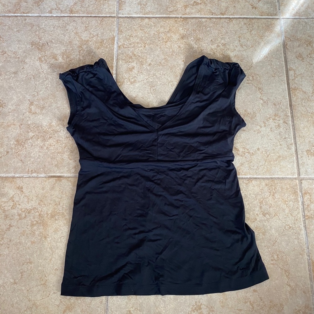 Patagonia women’s black tee large